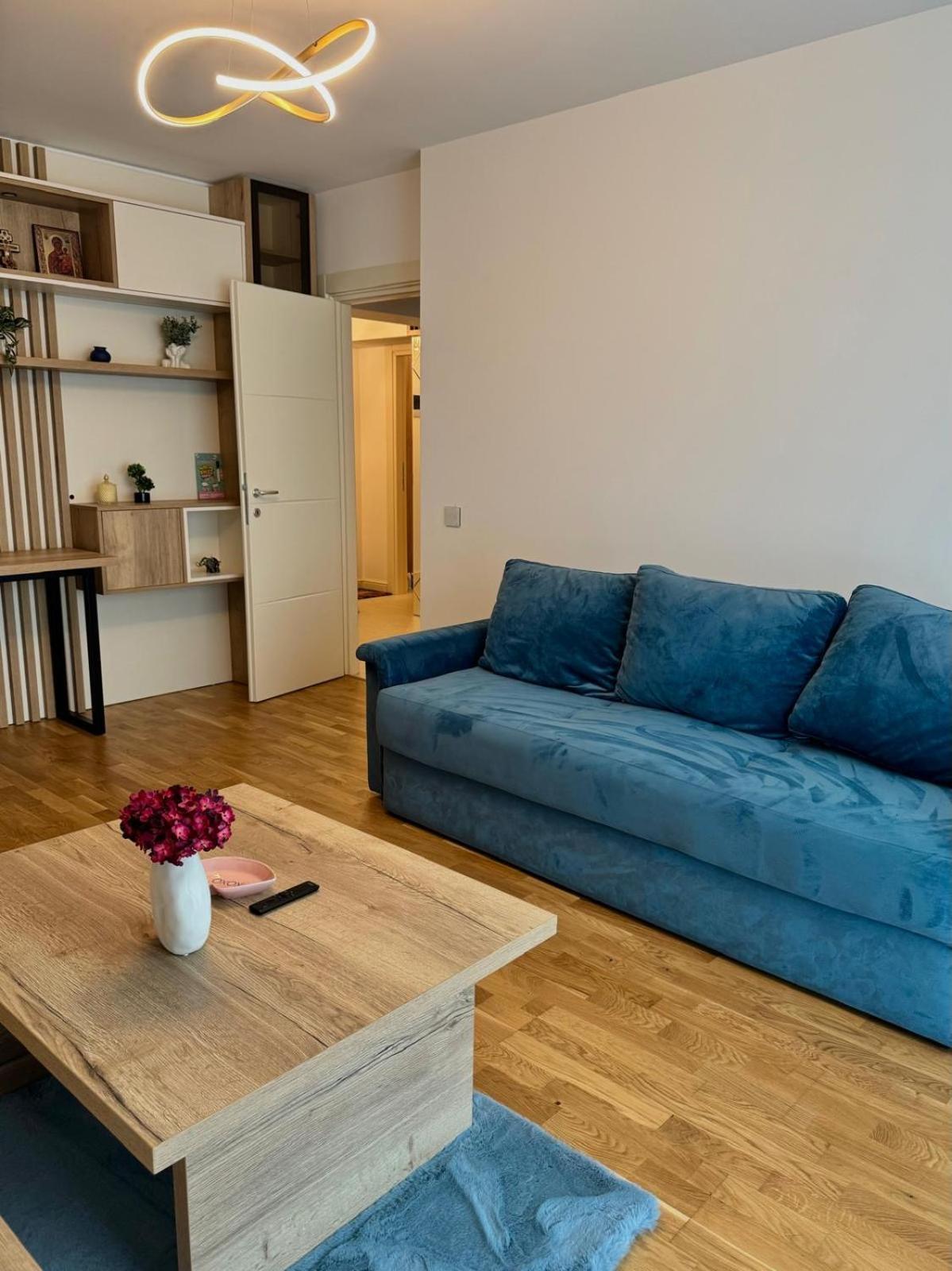 Luxury Blue Apartment Iasi Exterior photo