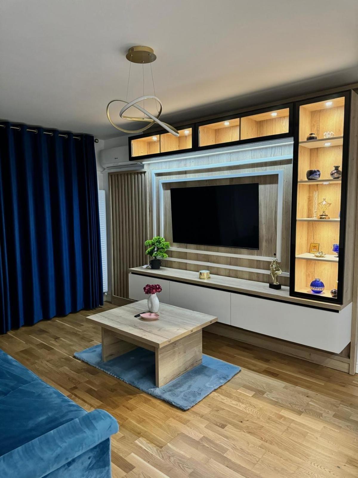 Luxury Blue Apartment Iasi Exterior photo
